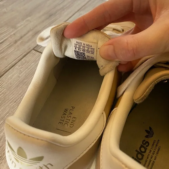 Adidas Stan Smith Sneakers - Picture 6 of 7